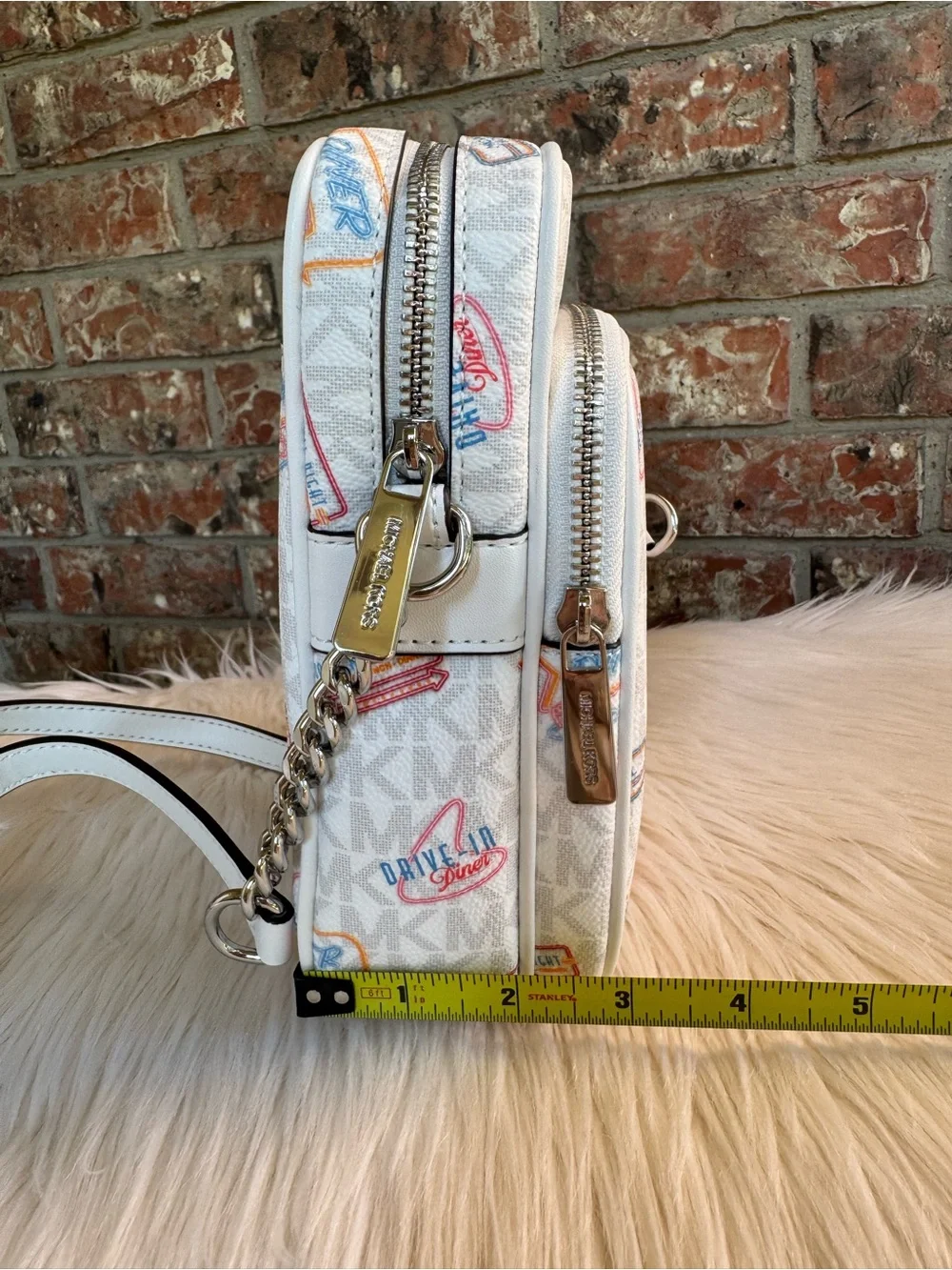 Michael Kors compact michael